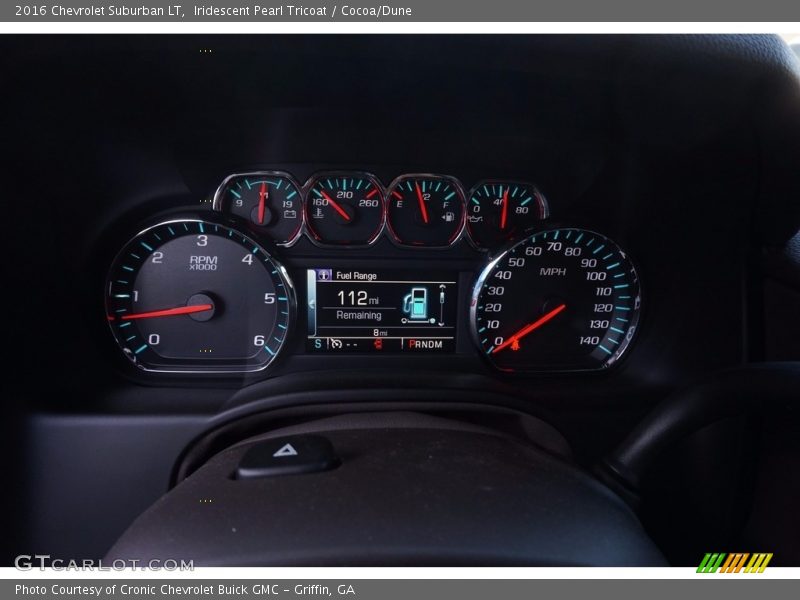 Iridescent Pearl Tricoat / Cocoa/Dune 2016 Chevrolet Suburban LT