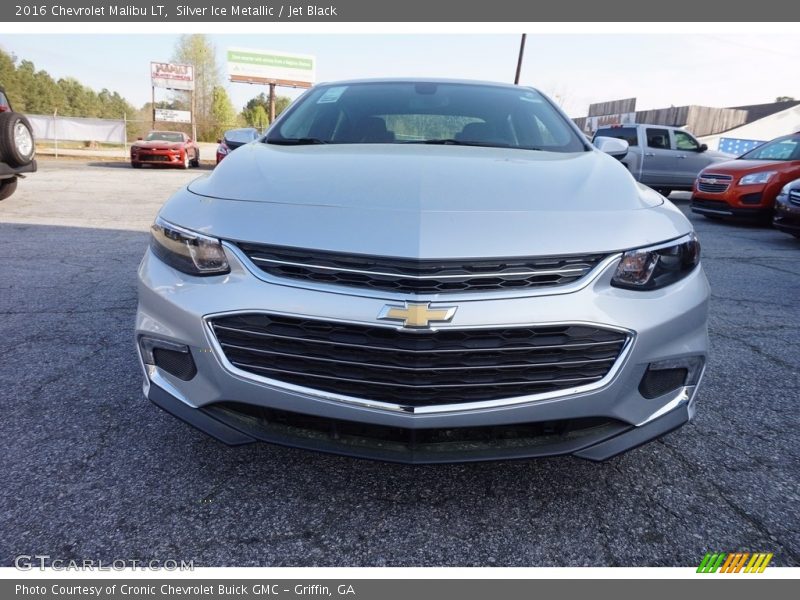 Silver Ice Metallic / Jet Black 2016 Chevrolet Malibu LT