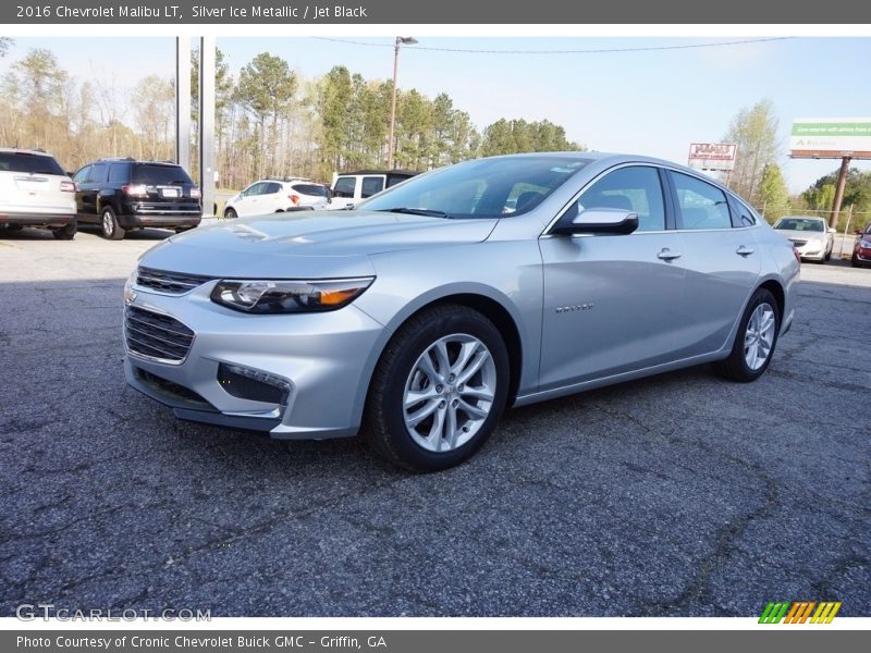Silver Ice Metallic / Jet Black 2016 Chevrolet Malibu LT