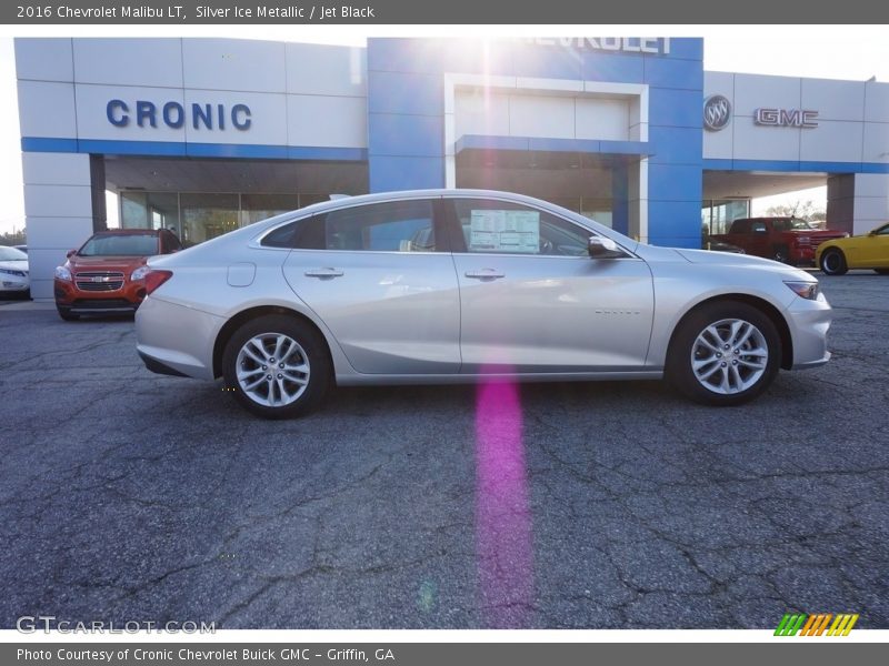 Silver Ice Metallic / Jet Black 2016 Chevrolet Malibu LT
