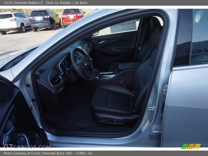 Silver Ice Metallic / Jet Black 2016 Chevrolet Malibu LT
