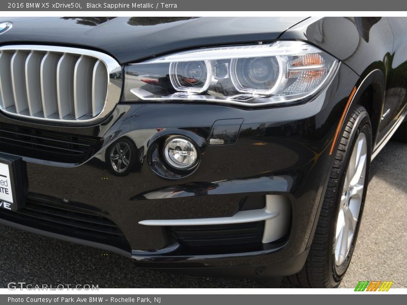 Black Sapphire Metallic / Terra 2016 BMW X5 xDrive50i