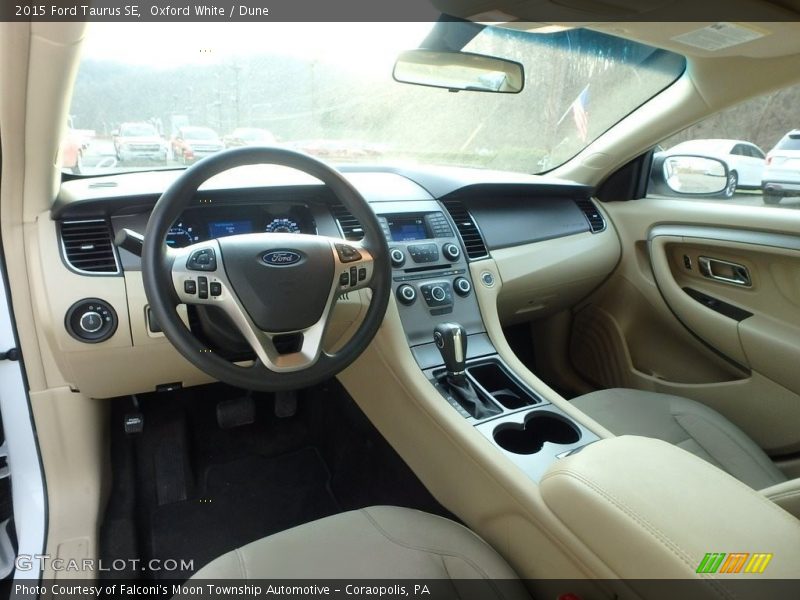 Oxford White / Dune 2015 Ford Taurus SE