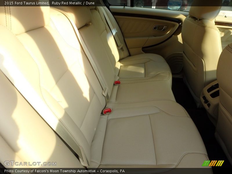 Ruby Red Metallic / Dune 2015 Ford Taurus Limited