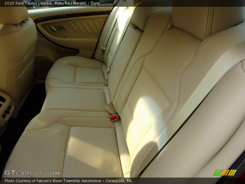 Ruby Red Metallic / Dune 2015 Ford Taurus Limited