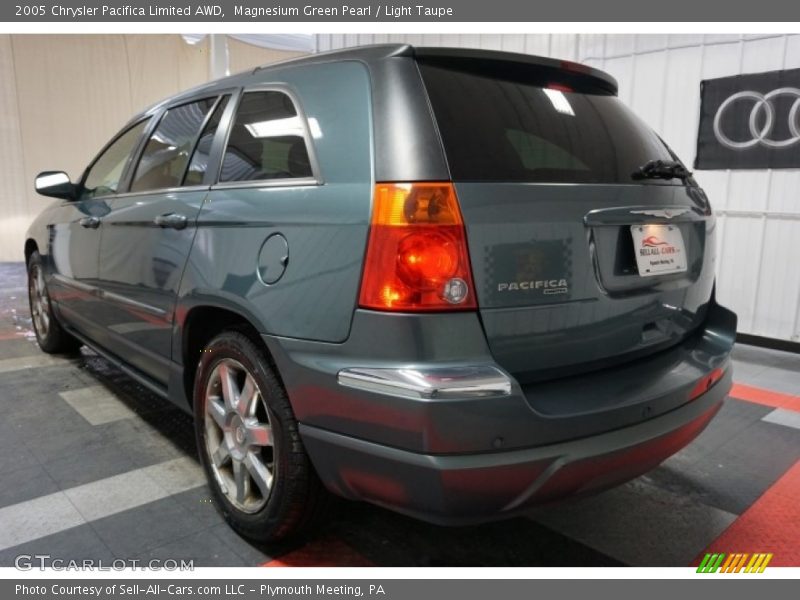 Magnesium Green Pearl / Light Taupe 2005 Chrysler Pacifica Limited AWD