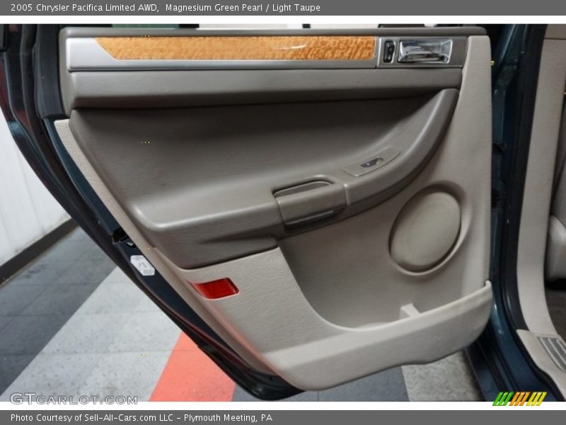 Magnesium Green Pearl / Light Taupe 2005 Chrysler Pacifica Limited AWD
