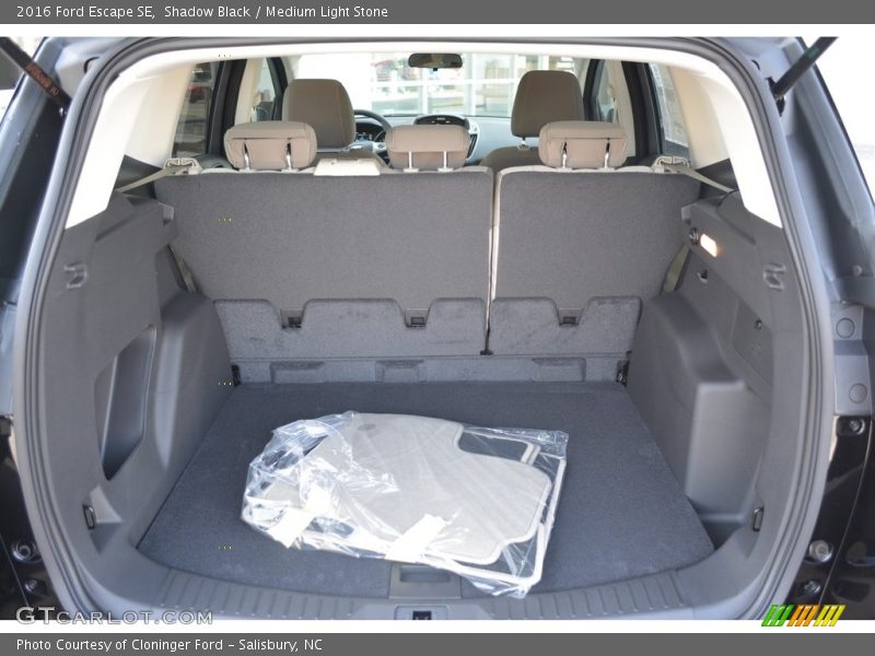 Shadow Black / Medium Light Stone 2016 Ford Escape SE