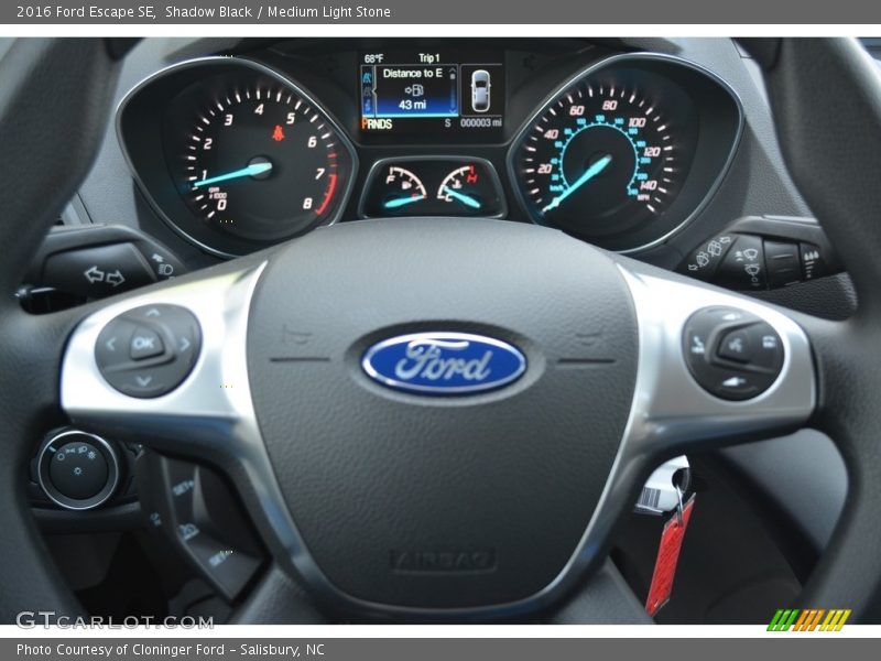 Shadow Black / Medium Light Stone 2016 Ford Escape SE