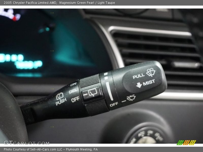 Magnesium Green Pearl / Light Taupe 2005 Chrysler Pacifica Limited AWD