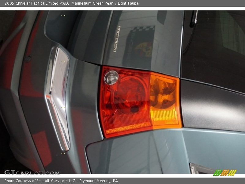 Magnesium Green Pearl / Light Taupe 2005 Chrysler Pacifica Limited AWD