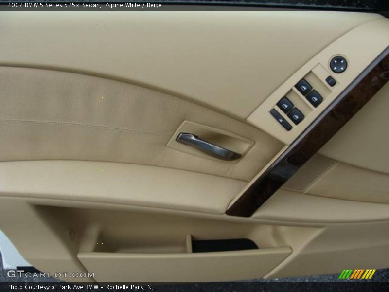 Alpine White / Beige 2007 BMW 5 Series 525xi Sedan