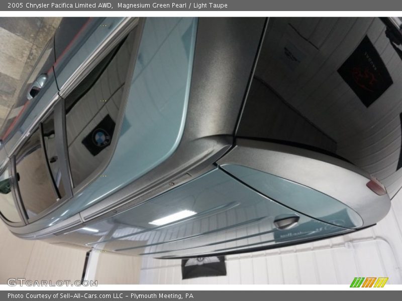 Magnesium Green Pearl / Light Taupe 2005 Chrysler Pacifica Limited AWD