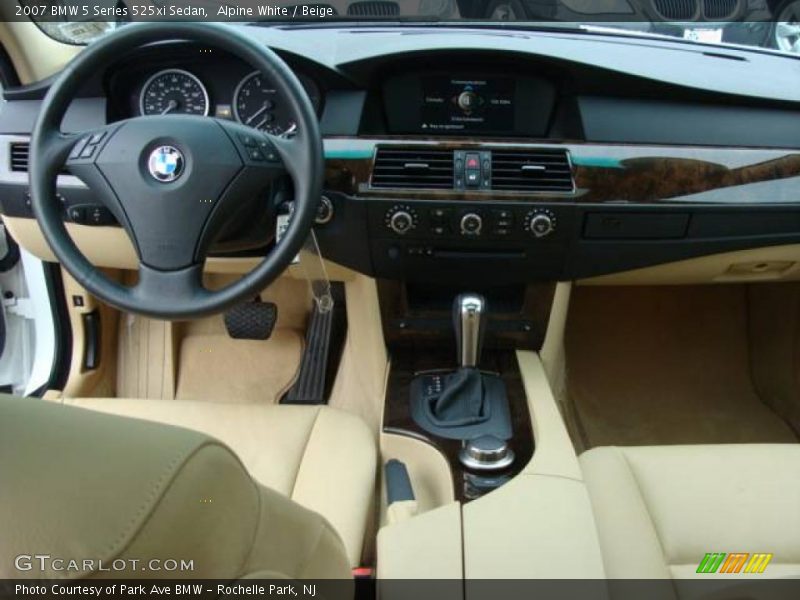 Alpine White / Beige 2007 BMW 5 Series 525xi Sedan
