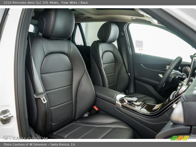 Polar White / Black 2016 Mercedes-Benz GLC 300 4Matic