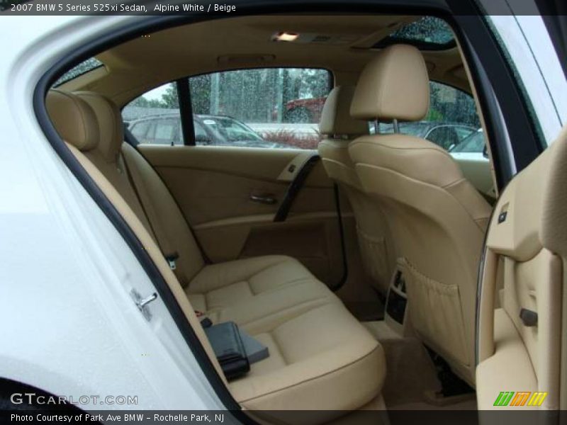 Alpine White / Beige 2007 BMW 5 Series 525xi Sedan