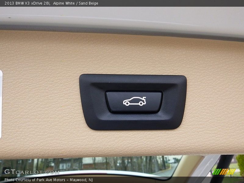 Alpine White / Sand Beige 2013 BMW X3 xDrive 28i