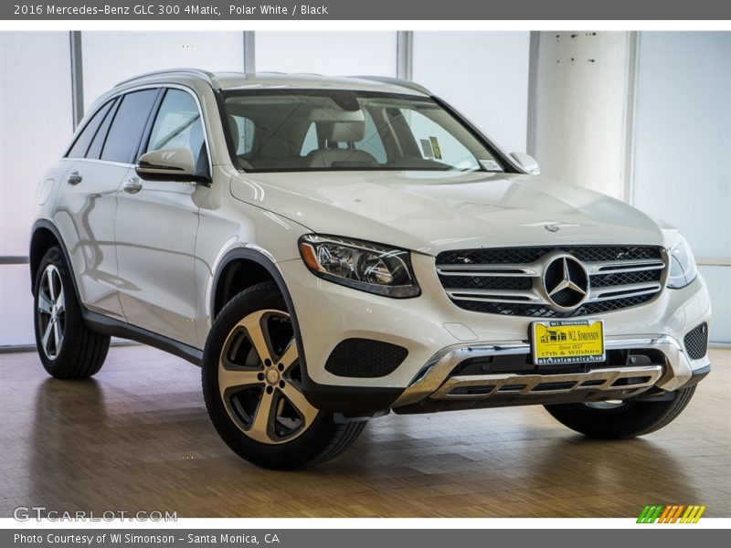 Polar White / Black 2016 Mercedes-Benz GLC 300 4Matic