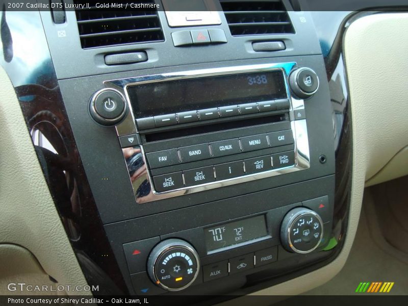 Gold Mist / Cashmere 2007 Cadillac DTS Luxury II