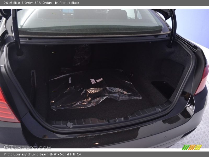 Jet Black / Black 2016 BMW 5 Series 528i Sedan