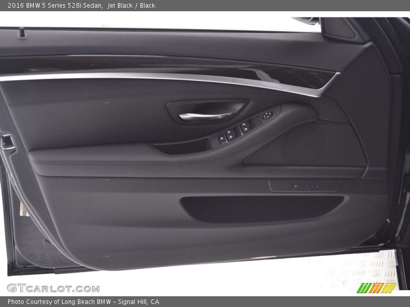 Jet Black / Black 2016 BMW 5 Series 528i Sedan