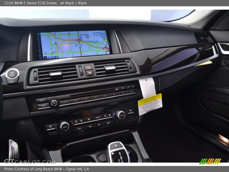 Jet Black / Black 2016 BMW 5 Series 528i Sedan
