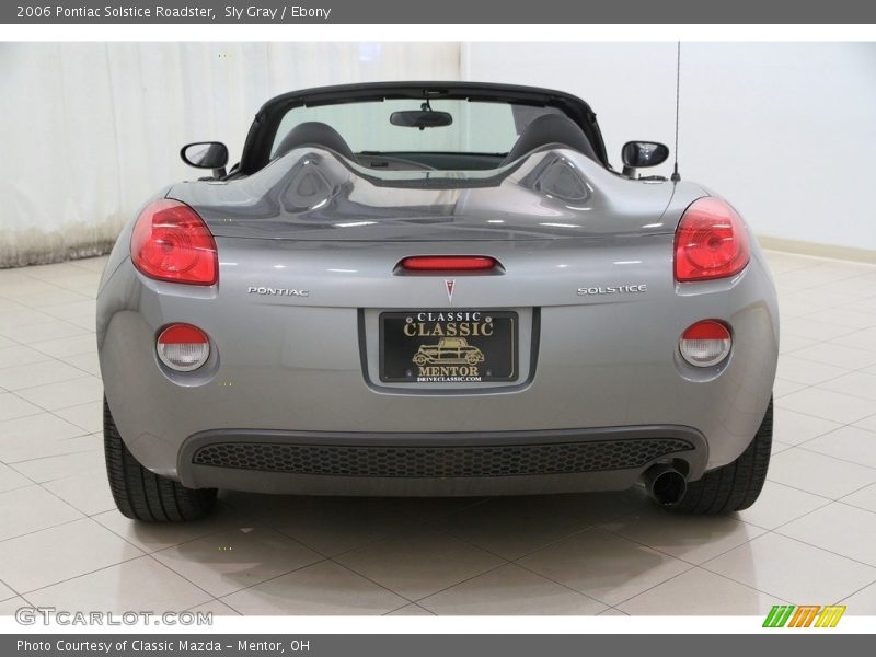 Sly Gray / Ebony 2006 Pontiac Solstice Roadster