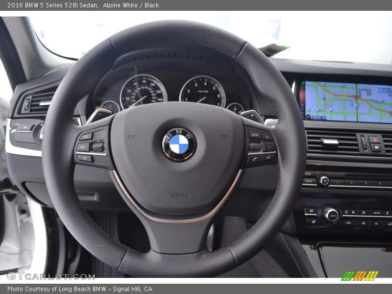 Alpine White / Black 2016 BMW 5 Series 528i Sedan