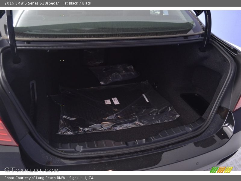 Jet Black / Black 2016 BMW 5 Series 528i Sedan