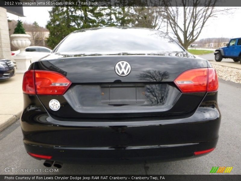 Black / Titan Black 2012 Volkswagen Jetta SE Sedan