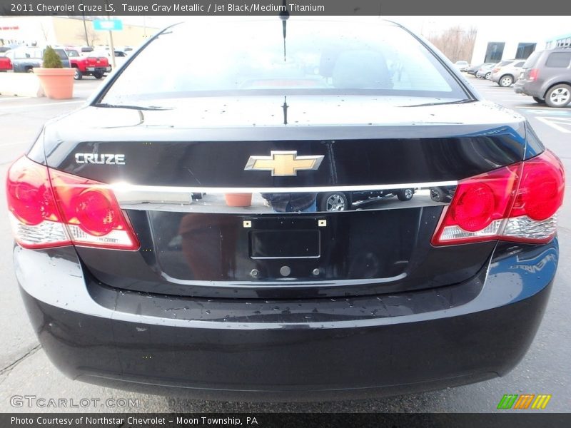 Taupe Gray Metallic / Jet Black/Medium Titanium 2011 Chevrolet Cruze LS