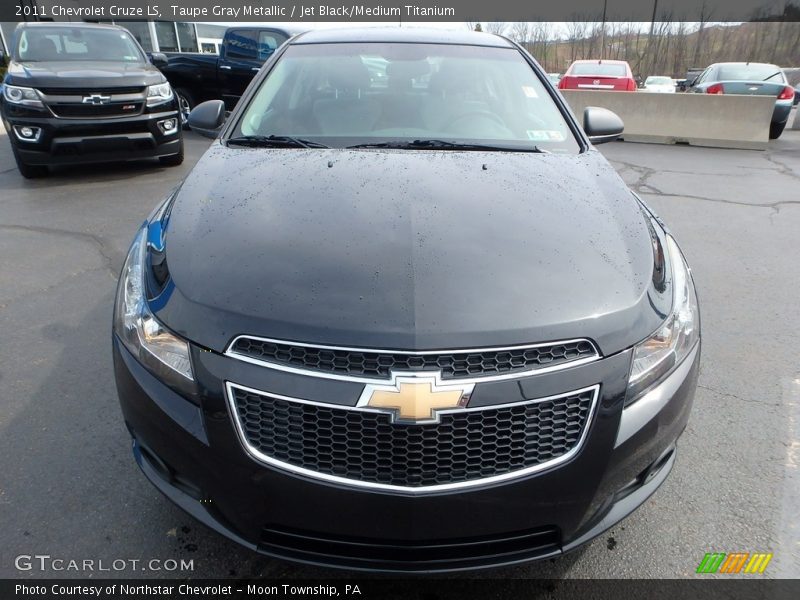 Taupe Gray Metallic / Jet Black/Medium Titanium 2011 Chevrolet Cruze LS