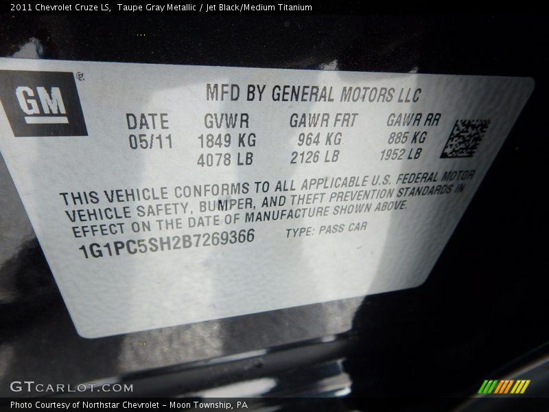 Taupe Gray Metallic / Jet Black/Medium Titanium 2011 Chevrolet Cruze LS