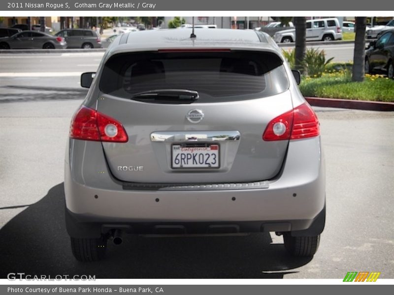 Gotham Gray Metallic / Gray 2011 Nissan Rogue S