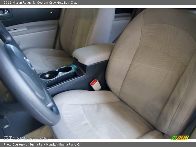 Gotham Gray Metallic / Gray 2011 Nissan Rogue S