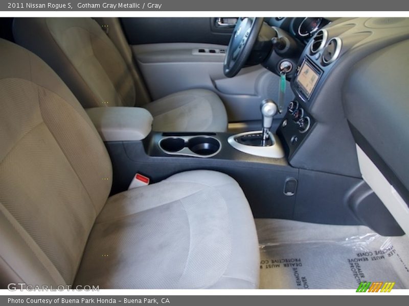 Gotham Gray Metallic / Gray 2011 Nissan Rogue S