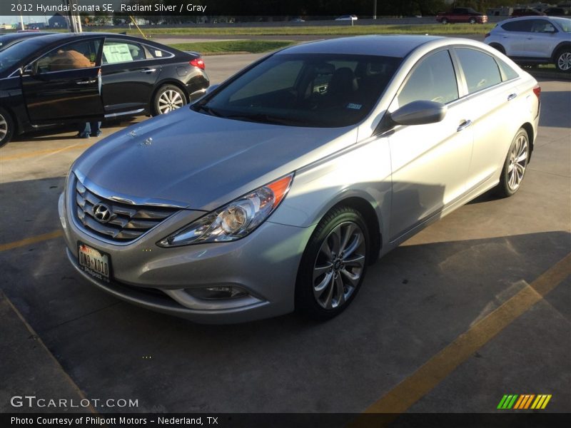 Radiant Silver / Gray 2012 Hyundai Sonata SE