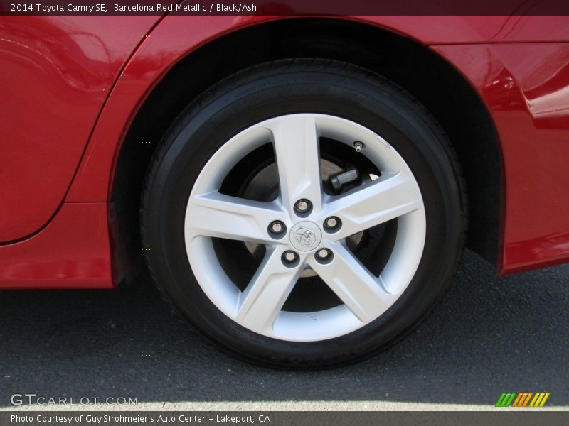 Barcelona Red Metallic / Black/Ash 2014 Toyota Camry SE