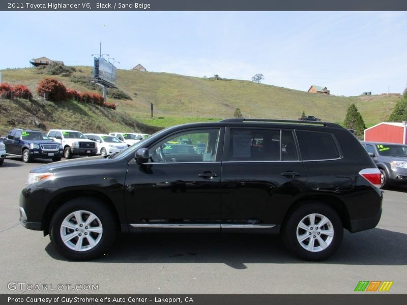 Black / Sand Beige 2011 Toyota Highlander V6