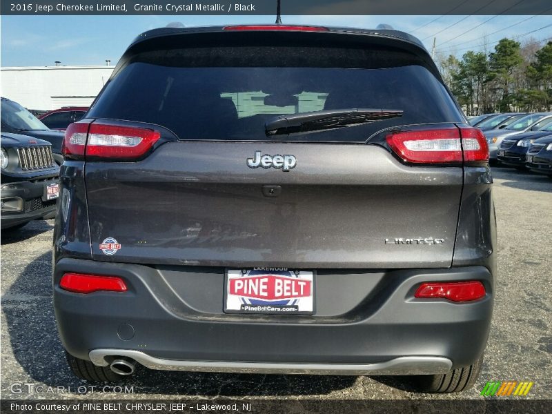 Granite Crystal Metallic / Black 2016 Jeep Cherokee Limited