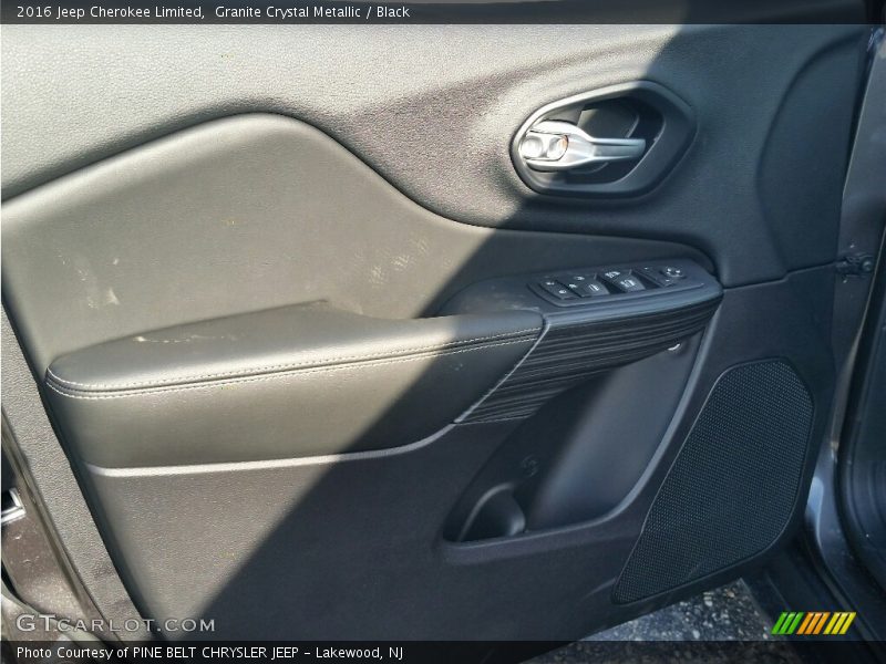 Granite Crystal Metallic / Black 2016 Jeep Cherokee Limited