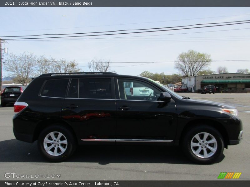 Black / Sand Beige 2011 Toyota Highlander V6