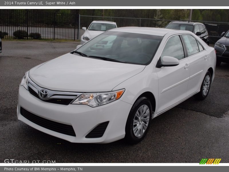 Super White / Ash 2014 Toyota Camry LE