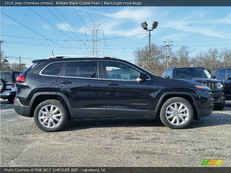 Brilliant Black Crystal Pearl / Black/Light Frost Beige 2016 Jeep Cherokee Limited