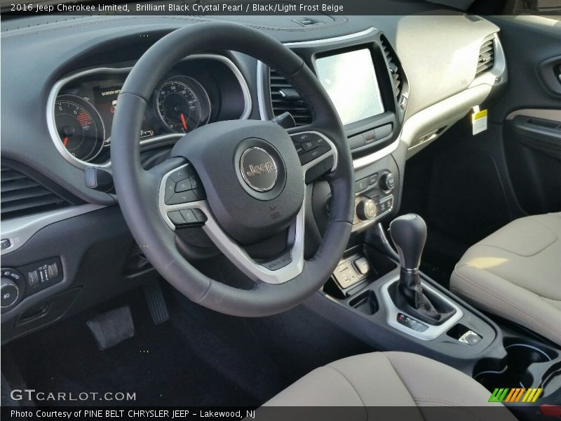 Brilliant Black Crystal Pearl / Black/Light Frost Beige 2016 Jeep Cherokee Limited