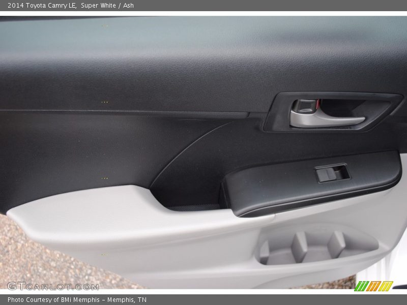 Super White / Ash 2014 Toyota Camry LE