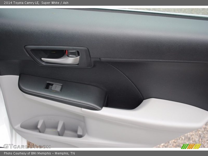 Super White / Ash 2014 Toyota Camry LE