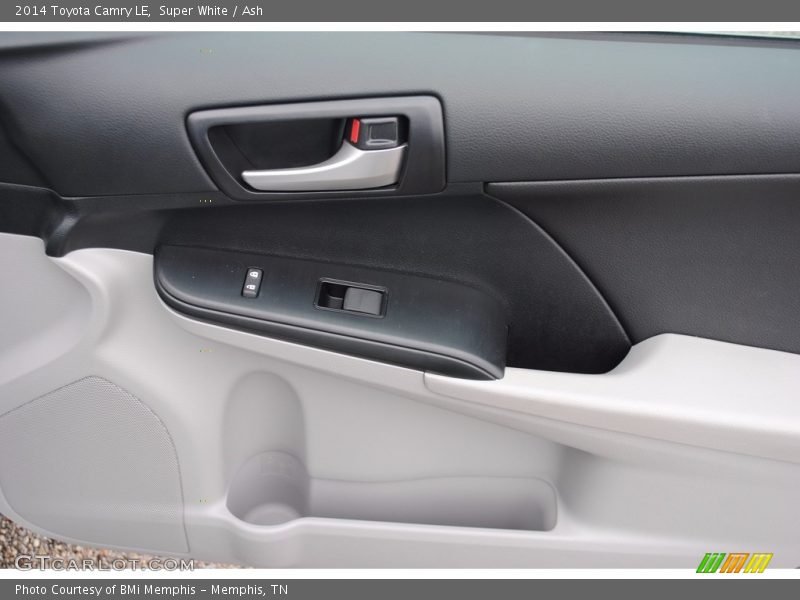 Super White / Ash 2014 Toyota Camry LE