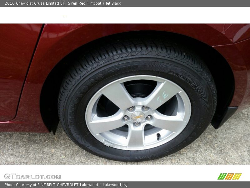 Siren Red Tintcoat / Jet Black 2016 Chevrolet Cruze Limited LT