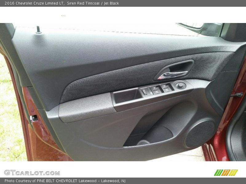 Siren Red Tintcoat / Jet Black 2016 Chevrolet Cruze Limited LT